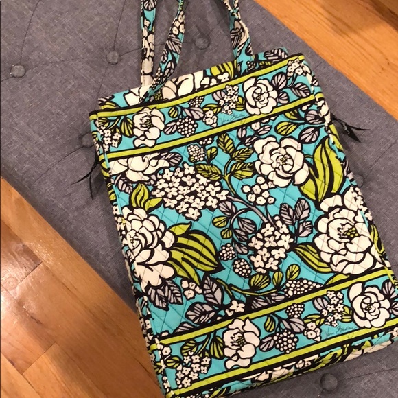 Vera Bradley Handbags - Vera Bradly Laptop Tote